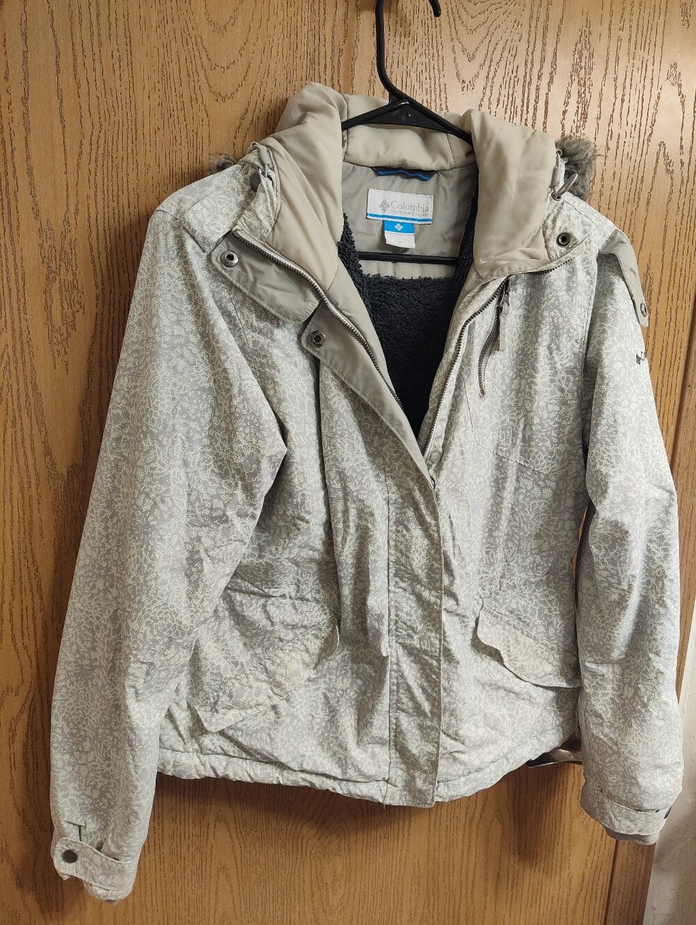 Columbia Women's Light Beige Patterned Hooded Ski Jacket